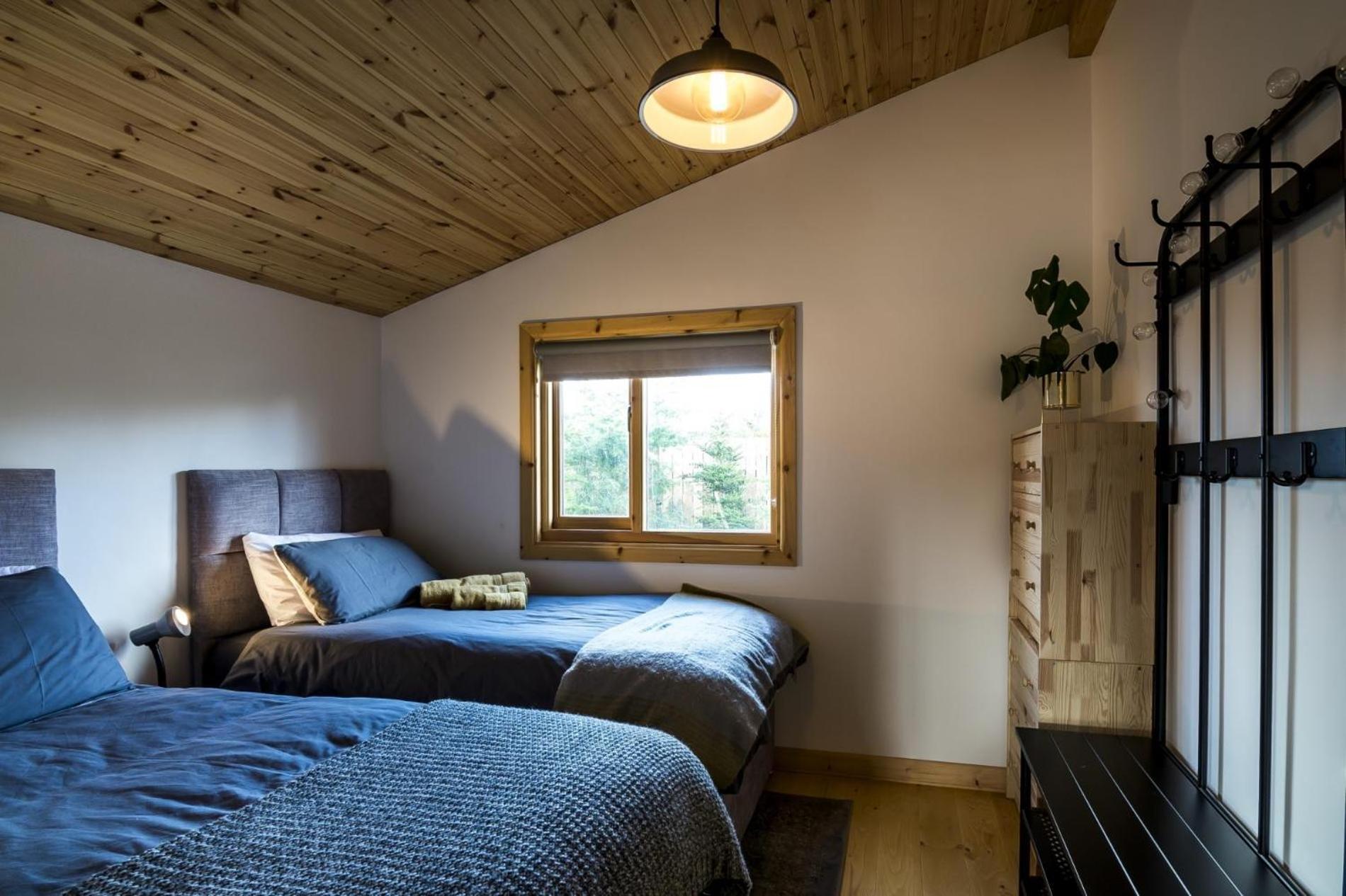 Fern Lodge - 2 Bedroom Log Cabin - Saint Florence - Tenby Esterno foto